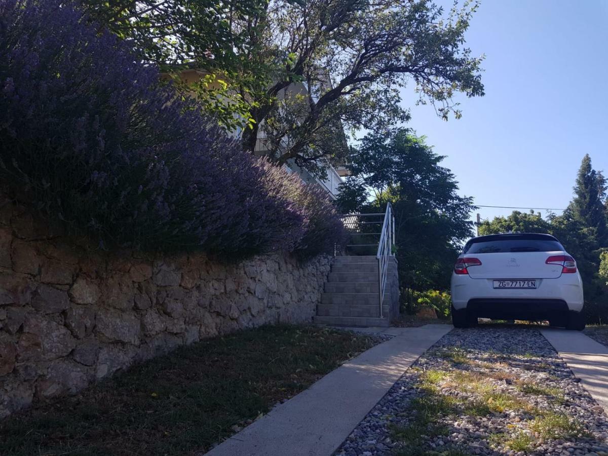 Holiday Home Rudelic Lukovo Sugarje Exterior photo